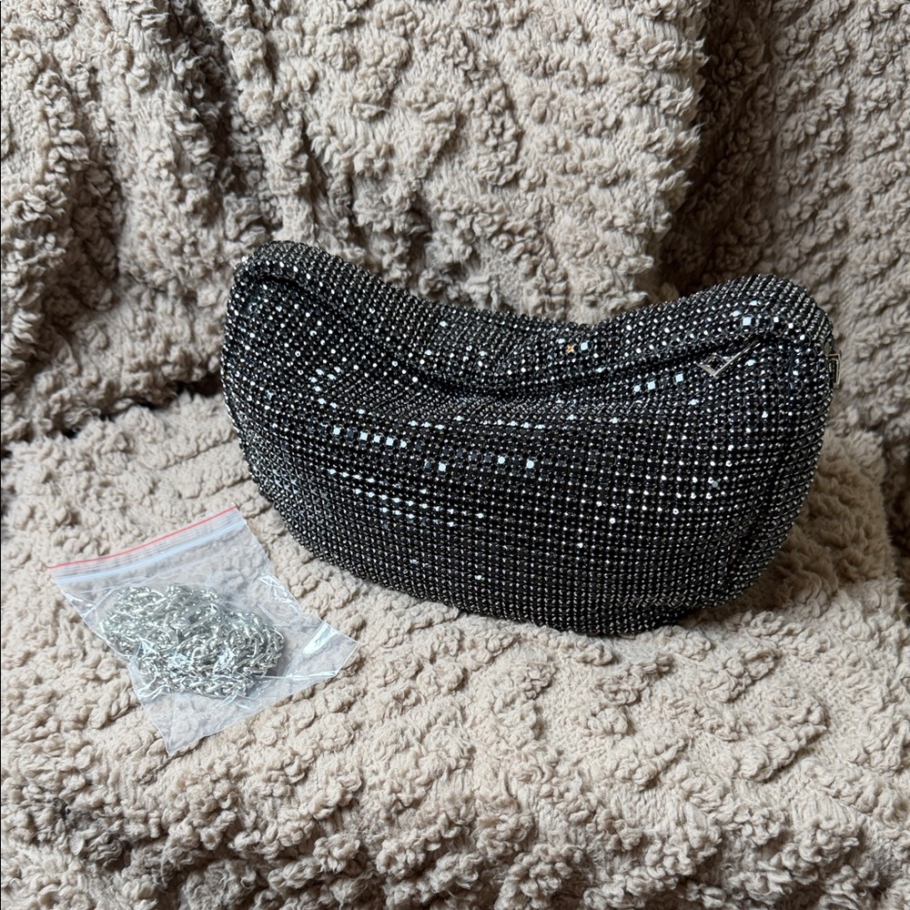 Crossbody bling bag